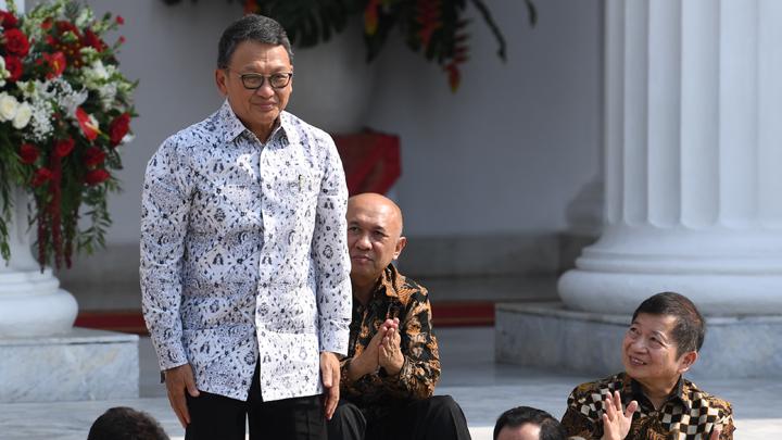 https://bisnis.tempo.co/read/1263256/arifin-tasrif-mantan-dubes-jepang-yang-kini-jabat-menteri-esdm