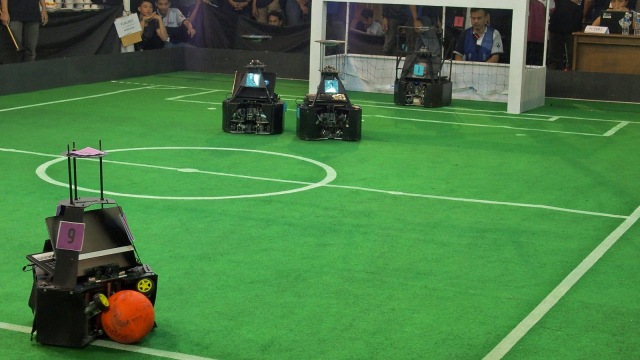 Kontes Robot Sepak Bola Indonesia 