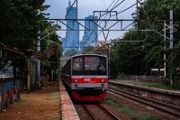 Sekilas Tentang Kereta Rel Listrik (KRL) dan Sistem Elektrifikasinya