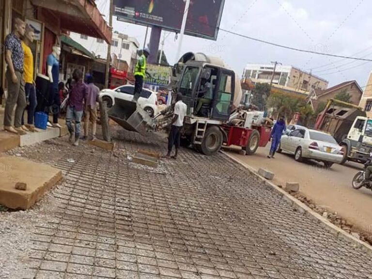 self loading concrete mixer on site